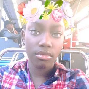 Meet your Posher, Odessia